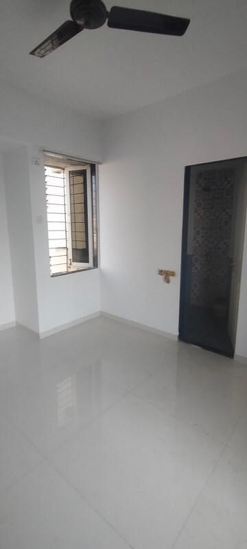 Room in 2 BHK Apartment at Shree Sankalp, Ghodbunder Road – for Rent