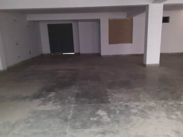 Room in  Industrial Plot at Sector 37b – for Sale