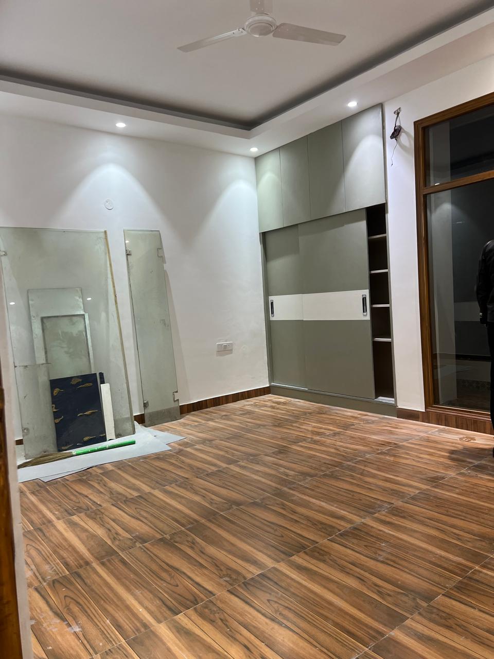 3 BHK + Servant Room 2875 Sq.Ft. Apartment in Emaar The Palm Springs