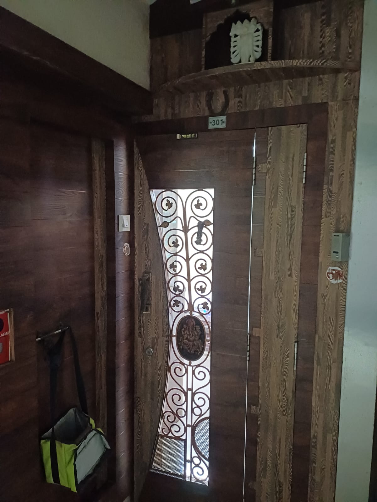 2 BHK Apartment For Sale in Marunmayi Palace