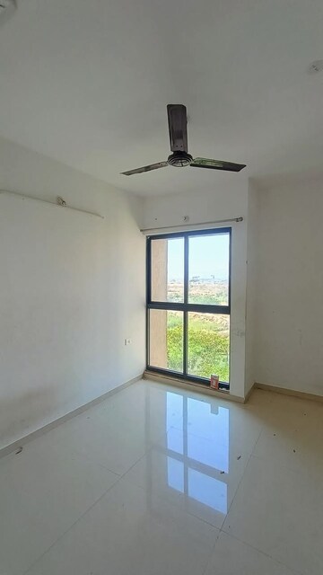 Room in 2 BHK Apartment at Lodha Palava Aquaville Series Marvella B C D E F G, Dombivli East – for Rent
