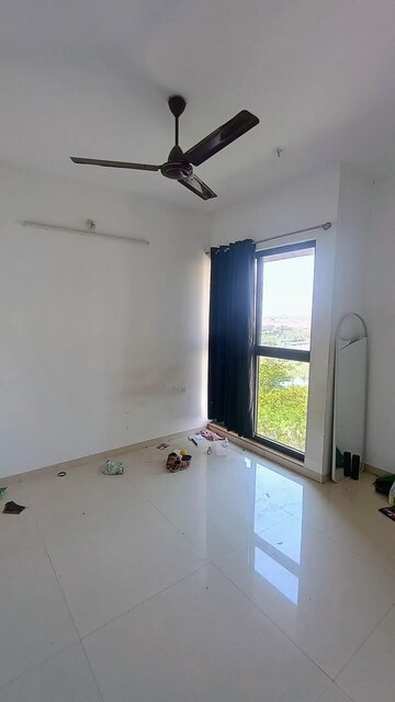 Room in 2 BHK Apartment at Lodha Palava Aquaville Series Marvella B C D E F G, Dombivli East – for Rent
