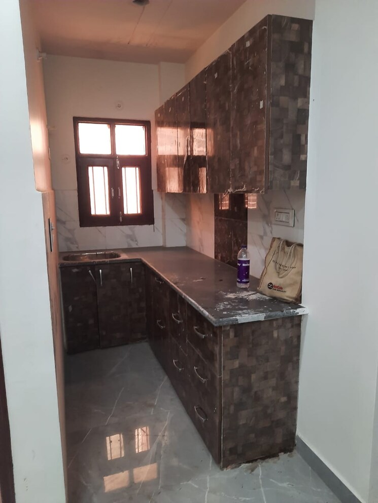 Kitchen, vikas puri 1 Bedroom 50 Sq.Yd. Builder Floor In Vikas Puri Delhi 8255072