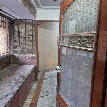 Kitchen in 3 BHK Apartment at Golden Heights Andheri West, Shashtri Nagar – for Rent