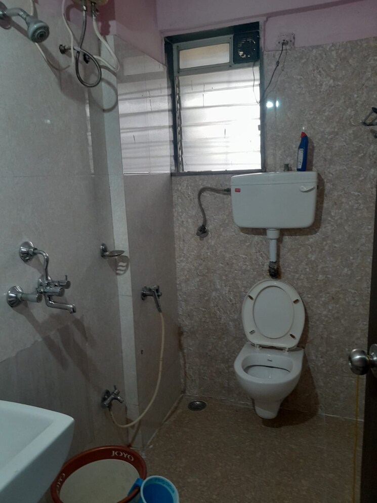 Bathroom, lok-upvan-i 2 Bedroom 750 Sq.Ft. Apartment In Manpada Thane 8255127