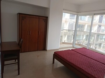 Bedroom in 3 BHK Apartment at Soham Crystal Spires, Ghodbunder Road – for Rent