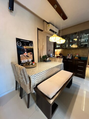 Bedroom in 3 BHK Apartment at Sheth Golden Willows, Mulund West – for Sale