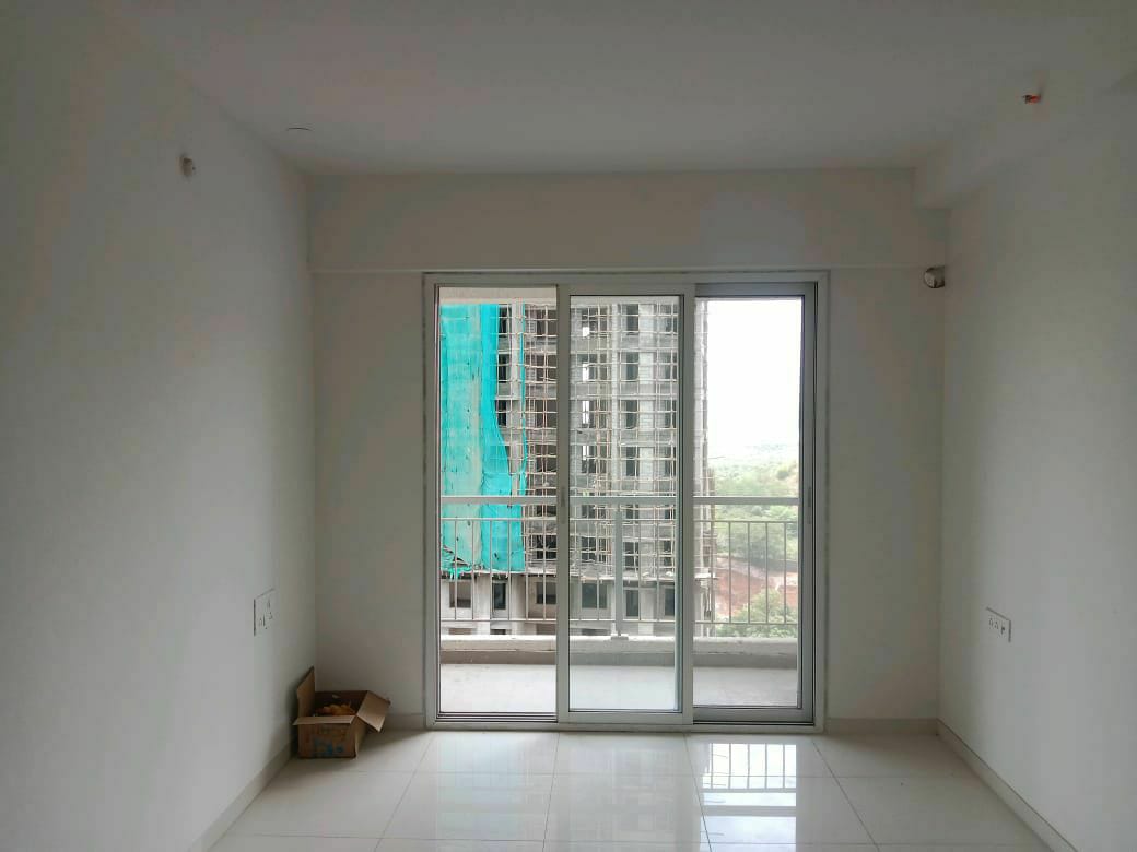 2 BHK Apartment For Sale in Raymond Realty Phase II