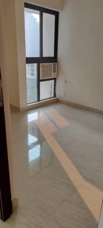 Master Bedroom in 2 BHK Apartment at Piramal Vaikunth, Balkum Pada – for Rent