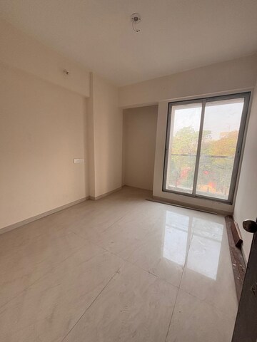 Bedroom in 2 BHK Apartment at Vikash Complex CHS, Majiwada – for Rent