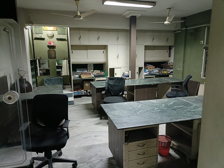 Team Area, elgin Commercial Office Space 1113 Sq.Ft. In Elgin Kolkata 8255185