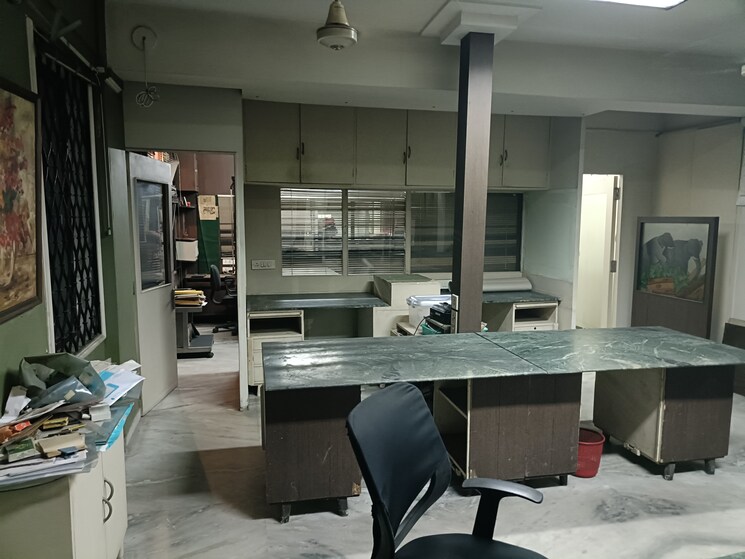 Team Area, elgin Commercial Office Space 1113 Sq.Ft. In Elgin Kolkata 8255185