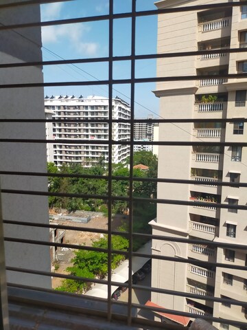 Staircase in 1 BHK Apartment at Sancheti Eves Garden, Mundhwa – for Rent