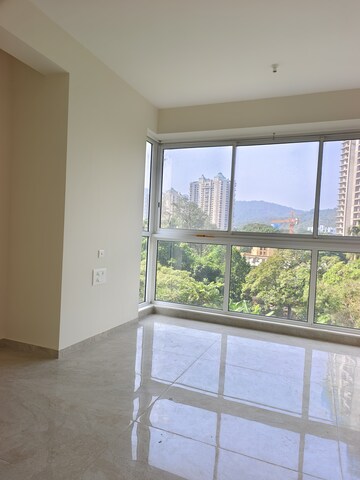 Room in 2 BHK Apartment at Tata Serein, Pokhran Road No Two – for Rent