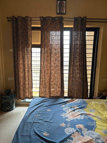 Bedroom in 1 BHK Apartment at K Raheja Heights, Malad East – for Rent