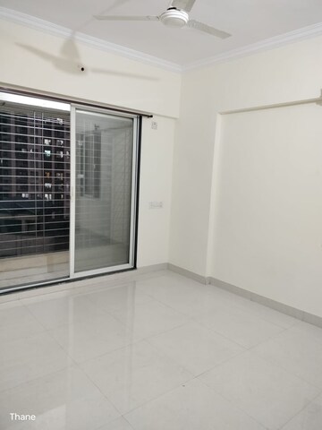 Room in 1 BHK Apartment at Cosmos Enclave, Kasarvadavali – for Sale
