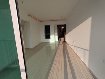 Building Lobby in 2 BHK Apartment at Kalpataru Paramount A, Kapur Bawdi – for Rent