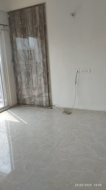 Bedroom in 4 BHK Apartment at Maxblis White House, Sector 75 – for Rent