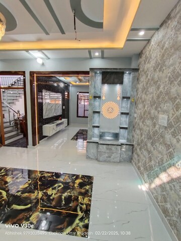 Parking in 3 BHK Independent House at Jankipuram Extension – for Sale