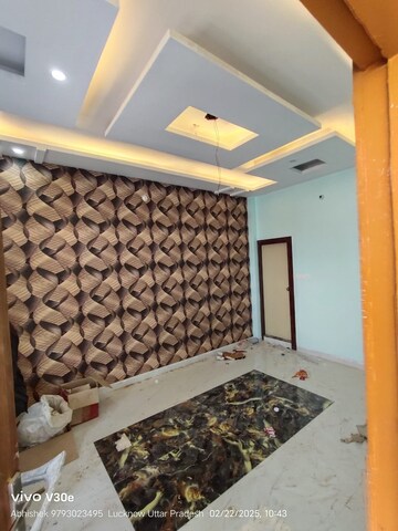 Bedroom in 3 BHK Independent House at Jankipuram Extension – for Sale