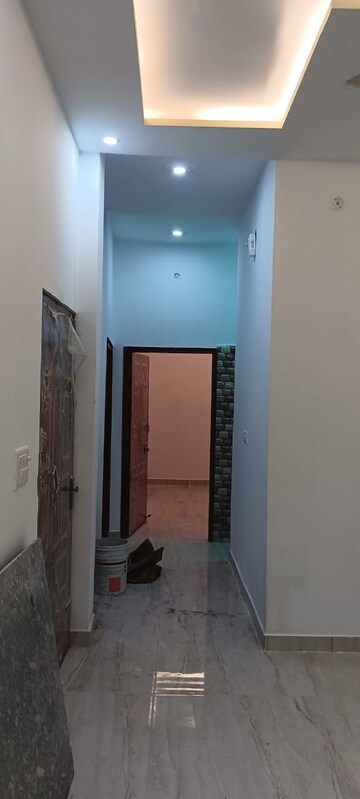 Furnished Amenities in 2 BHK Independent House at Jankipuram Extension – for Sale