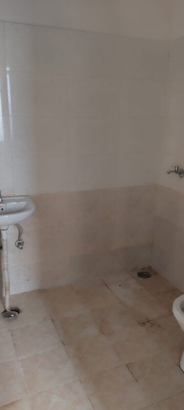 Attached Bathroom in 2 BHK Apartment at Signature Orchard Avenue 2, Sector 93 – for Rent