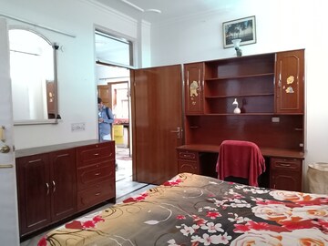 Bedroom in 2 BHK Apartment at Panchsheel Vihar – for Rent