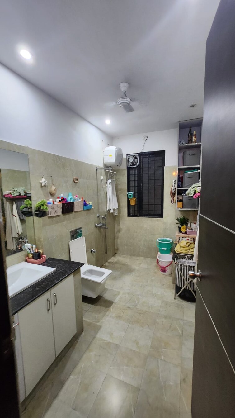 Master Bedroom, gomti nagar 6 Bedroom 2152 Sq.Ft. Villa In Gomti Nagar Lucknow 8255344