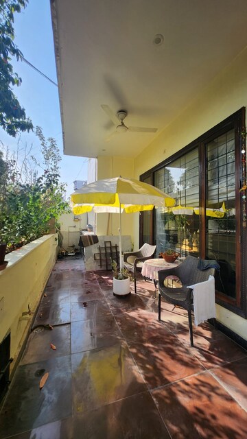 Balcony in 6 BHK Villa at Gomti Nagar – for Sale