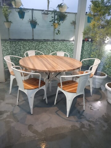 Balcony in 1 BHK Apartment at South Extension ii – for Rent
