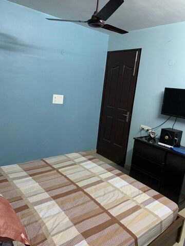 Bathroom in 2.5 BHK Builder Floor at Paschim Vihar – for Rent