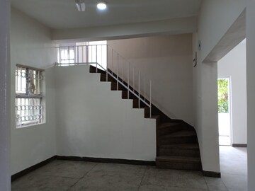 Room in 2.5 BHK Apartment at Saket – for Rent