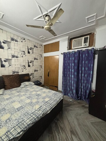 Bedroom in 3 BHK Apartment at Paschim Vihar – for Rent
