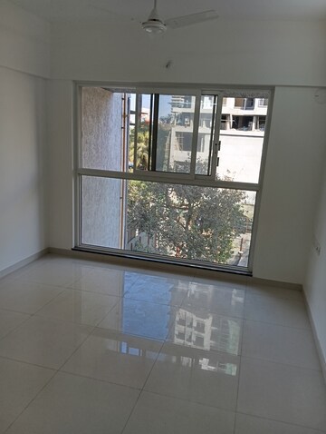 2 BHK Apartment For Resale in Rustomjee Erika Bandra East Mumbai  8255414