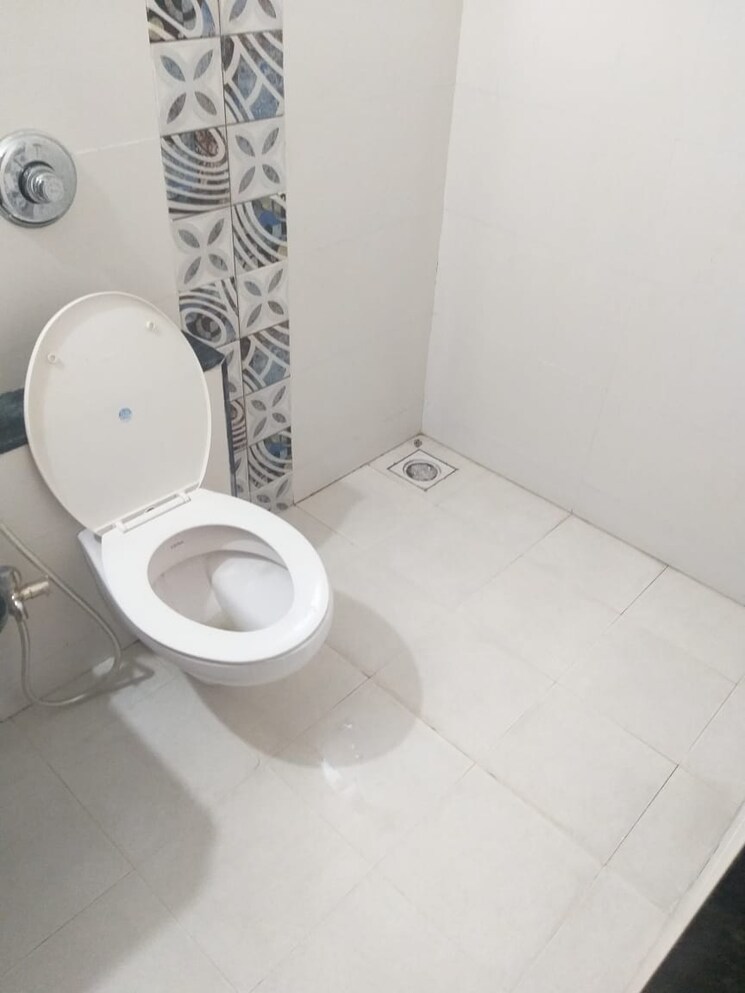 Bathroom, wagholi 3 Bedroom 1230 Sq.Ft. Apartment In Wagholi Pune 8255468