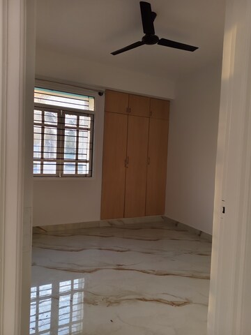 Room in 2 BHK Apartment at Indiranagar – for Rent
