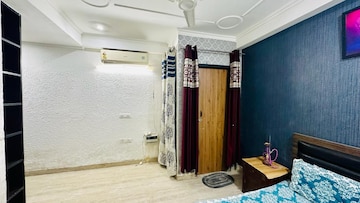Building Lobby in 2 BHK Builder Floor at Vasant Kunj – for Rent