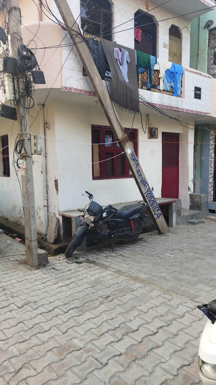 Gym, nandgram 2 Bedroom 50 Sq.Yd. Independent House In Nandgram Ghaziabad 8255511