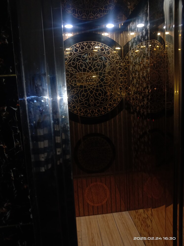 Other, rohini sector 26 3 Bedroom 100 Sq.Yd. Builder Floor In Rohini Sector 26 Delhi 8255533