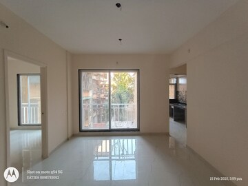 Living Room in 1.5 BHK Apartment at Ghansoli – for Rent