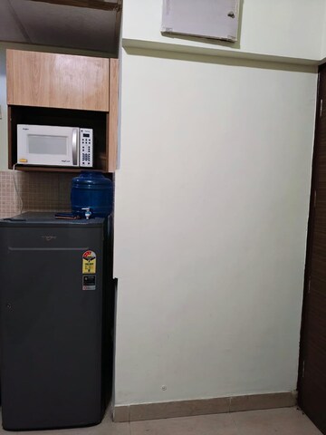 Room in Studio Apartment at Supertech Ecociti, Sector 137 – for Rent