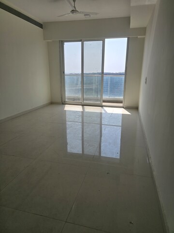 Room in 2 BHK Apartment at Dudhawala Proxima Residences, Andheri East – for Rent