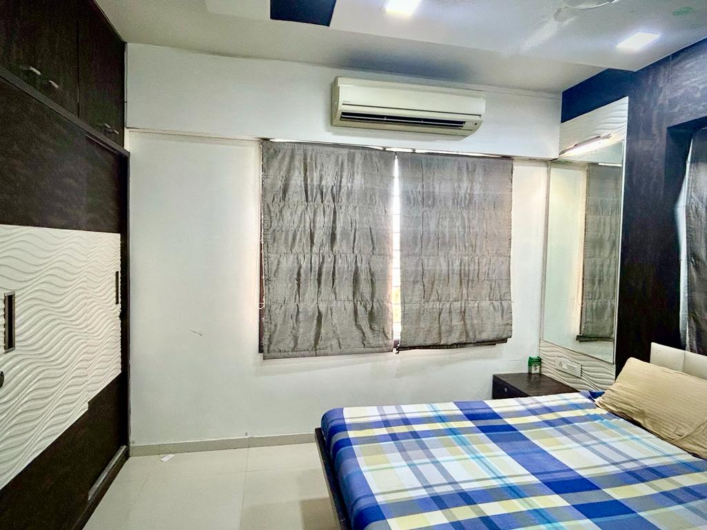 4 BHK + Pooja Room,Servant Room Independent House For Sale in Mahavir Bungalow
prernati