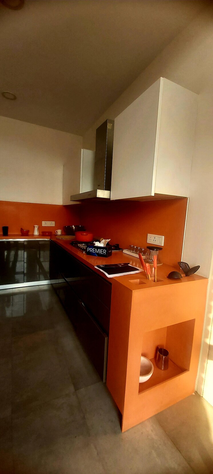 Kitchen, suraj-oranje-castle 3.5 Bedroom 2250 Sq.Ft. Apartment In Gomti Nagar Lucknow 8255721