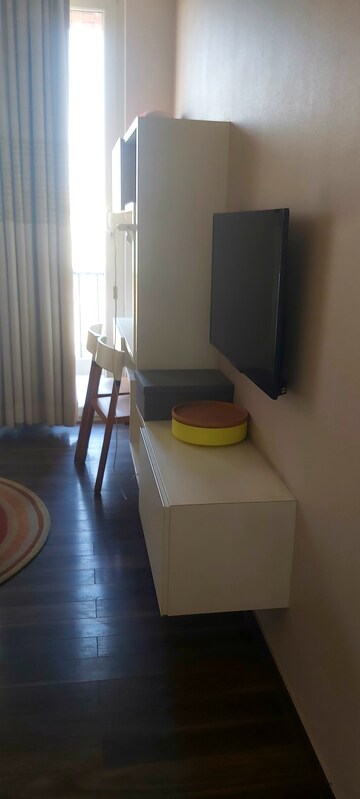 Bedroom in 3.5 BHK Apartment at Suraj Oranje Castle, Gomti Nagar – for Sale