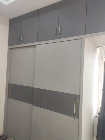 Furnished Amenities in 2 BHK Apartment at Manikonda – for Rent