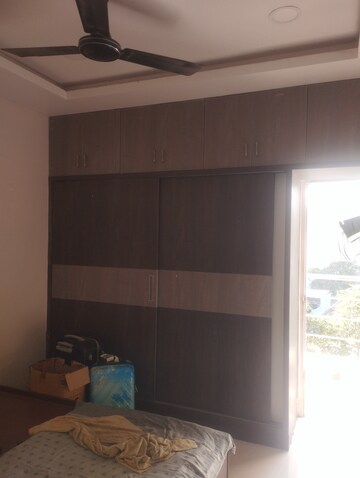 Furnished Amenities in 2 BHK Apartment at Manikonda – for Rent