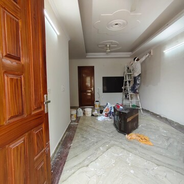 Parking in 2 BHK Builder Floor at Ansal Plaza Sector-23, Sector 23 – for Rent