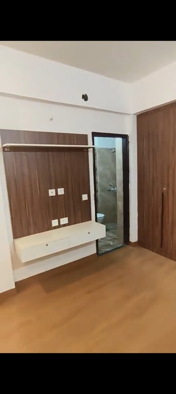 Room in 2 BHK Apartment at Prateek Grand Carnesia, Siddharth Vihar – for Rent