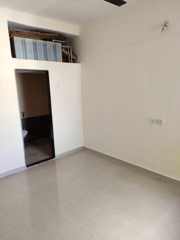 Room in 1 BHK Apartment at Rishabh Utopia, Bolinj – for Rent